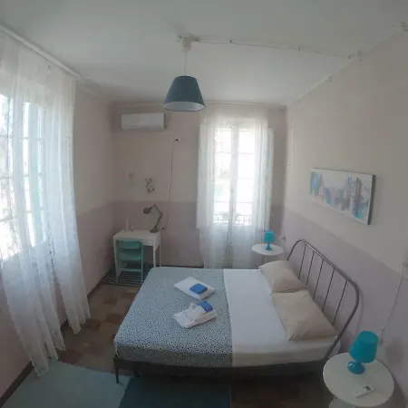 Alojamento de Acomodação e Pequeno-almoço La Mulasciara, Scilla 3*