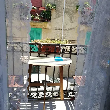La Mulasciara, Scilla